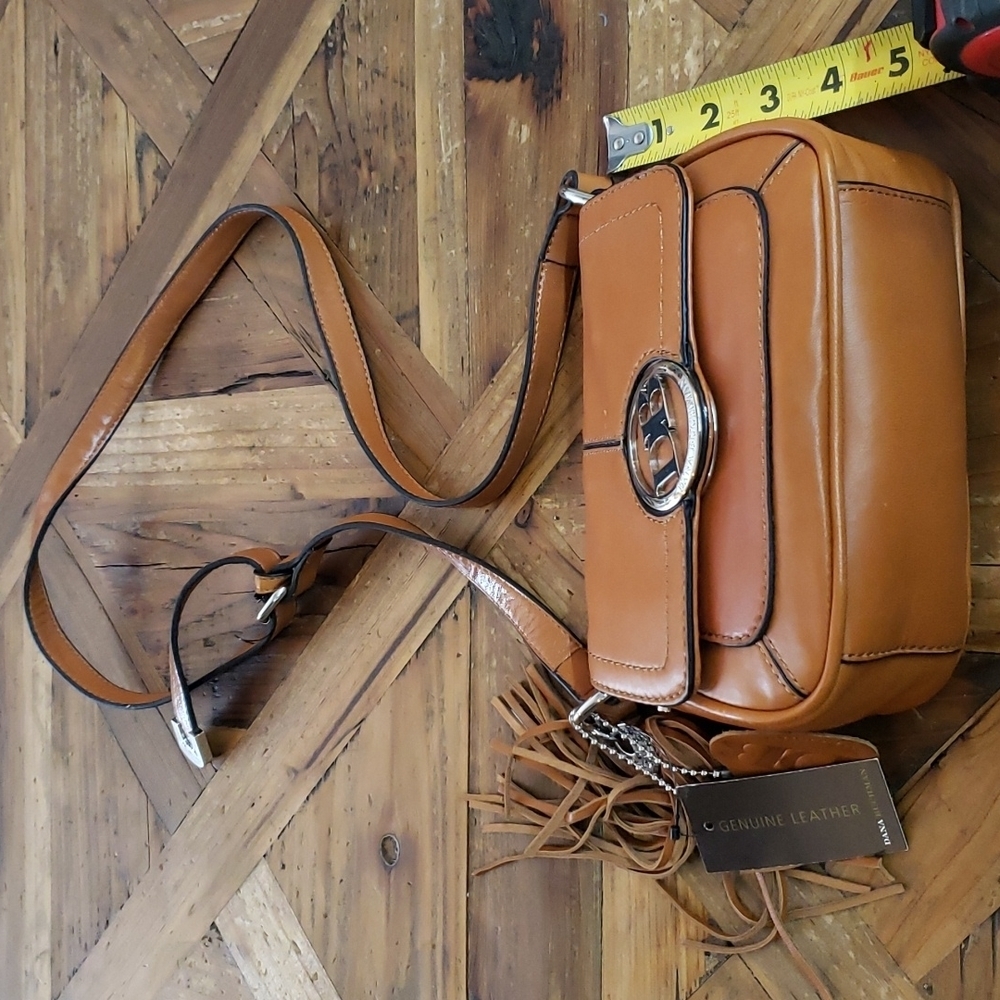 DANA Buchman Leather Crossbag